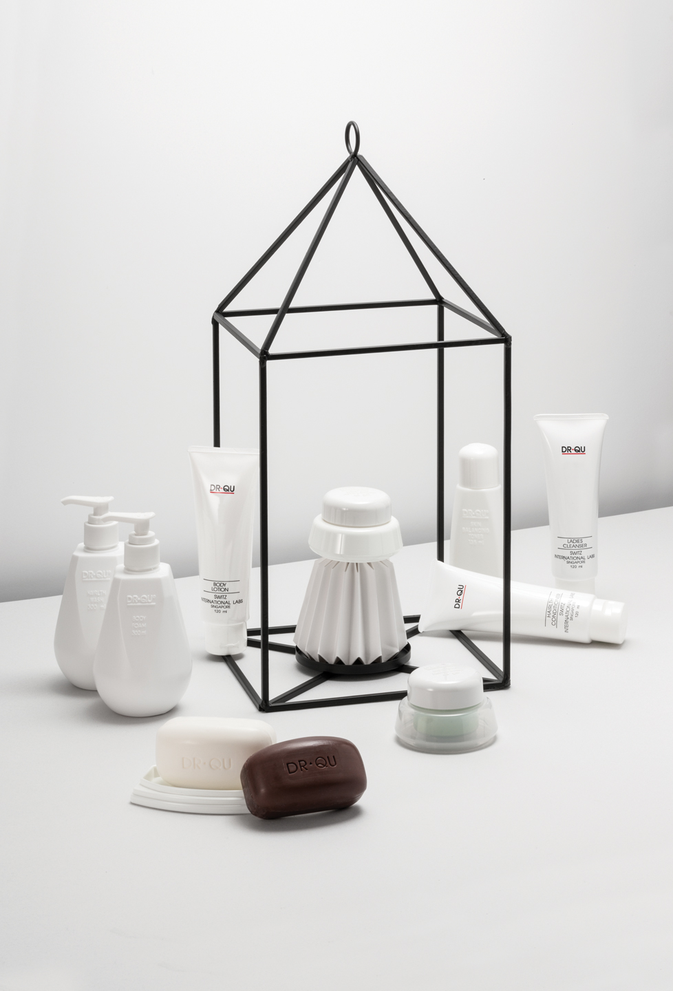HUE N COMPANY object photography 4